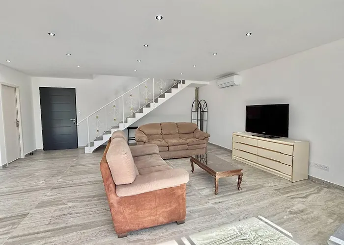 Villa Maison Mitoyenne 3 *